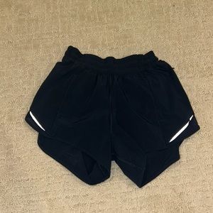 Lululemon navy hotty hot shorts